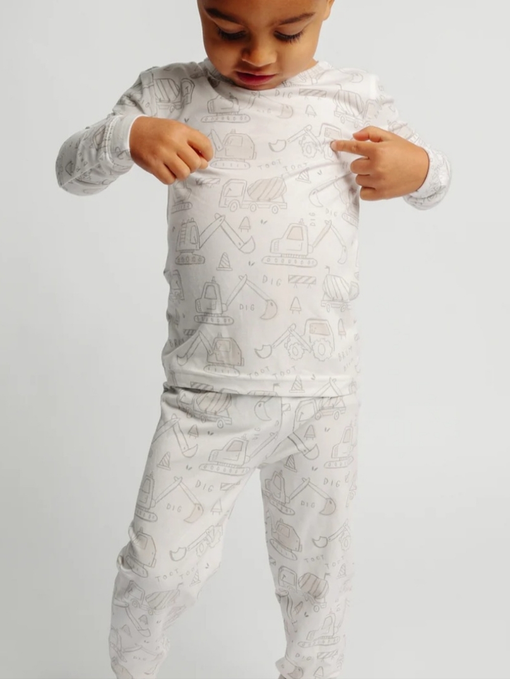 Copper Pearl 2pc Long Sleeve Pajama Set - Gage Print Size 6